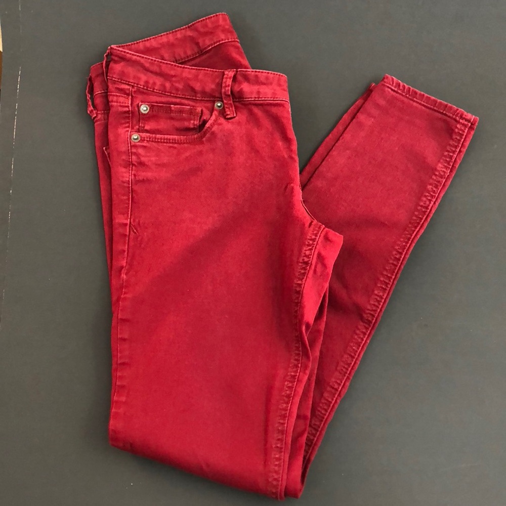 Burgundy express skinny pant